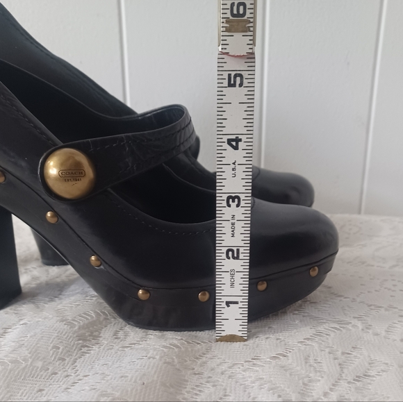 Coach Heels - Picture 11 of 11